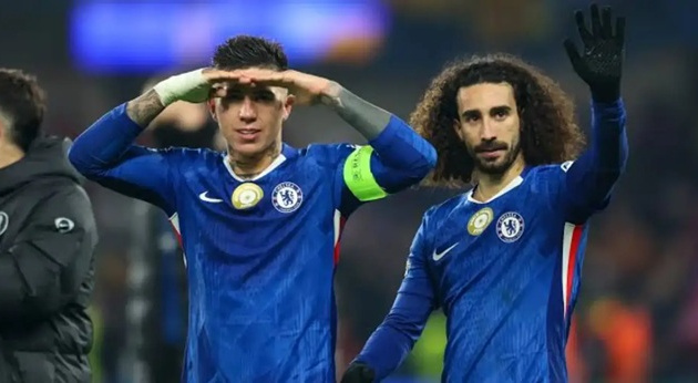 Joe Cole khuyên Chelsea bán 5 cầu thủ khác thay vì Cucurella và Enzo