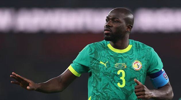 Koulibaly trách ông Trump vì fan Senegal lỡ hẹn World Cup