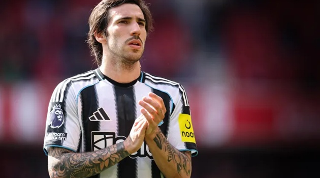 Sandro Tonali hứa hẹn gia nhập Tottenham với mức lương kỷ lục