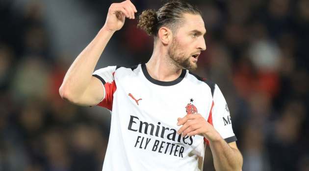 Adrien Rabiot giữ kín tương lai giữa tin đồn gia nhập Napoli