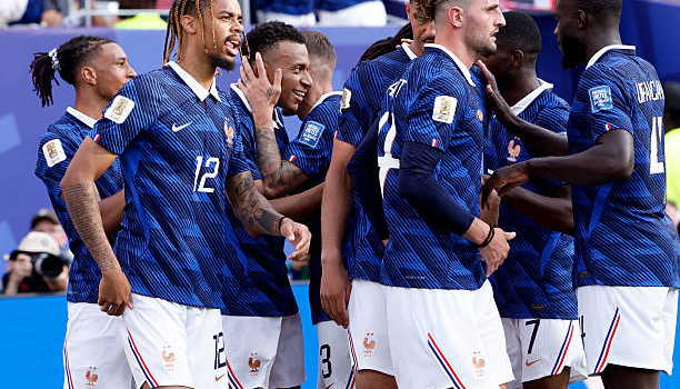 Soi trận Paraguay vs Pháp: Les Bleus cần nhìn gương tuyển Đức