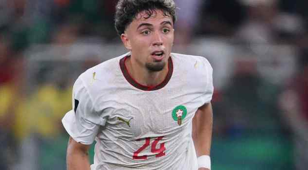 MU được cảnh báo tránh mua sao World Cup Neil El Aynaoui
