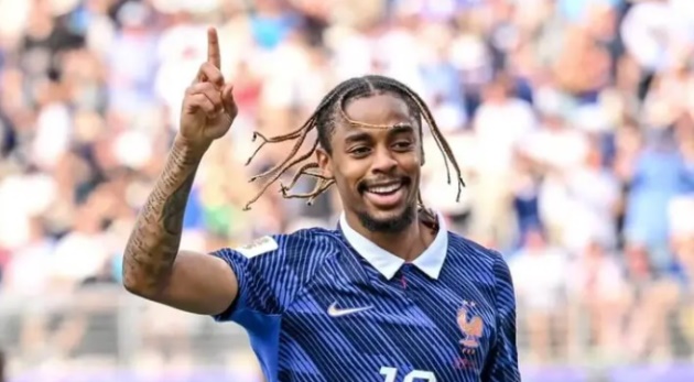 Tin đồn chuyển nhượng tối 4/7: Barcola ưu tiên Arsenal; Barca ra tối hậu thư vụ Alvarez