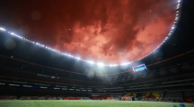 Lý do thực sự khiến FIFA suýt đổi giờ trận Mexico và Anh