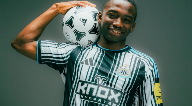 Newcastle chính thức đón tân binh Bazoumana Toure