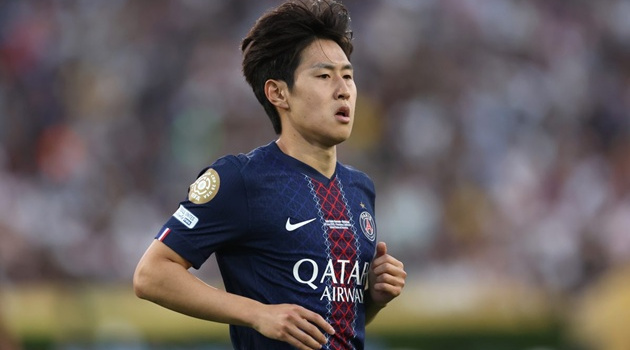 Atletico Madrid tiến gần thỏa thuận chiêu mộ Lee Kang-in từ PSG
