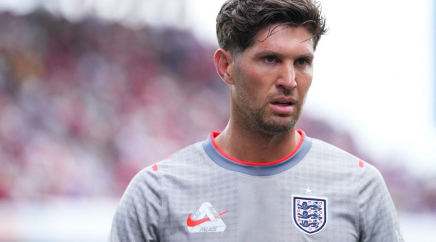 John Stones được mời chào cho Juventus, Inter và Milan