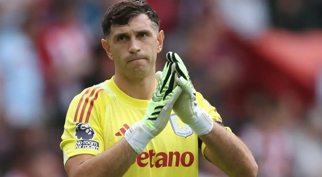 Juventus gửi đề nghị chiêu mộ Emiliano Martinez