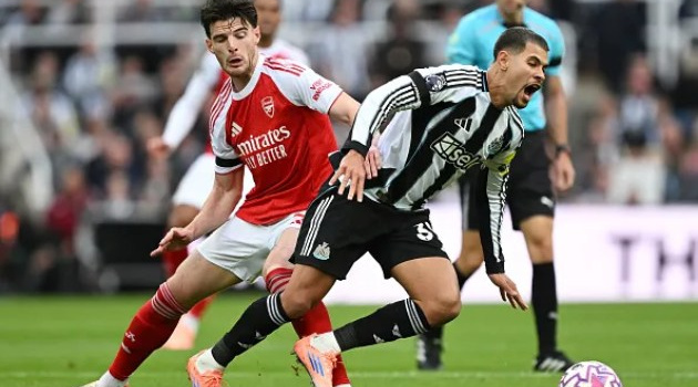 Shearer cảnh báo Arsenal phải chi hơn 100 triệu bảng vì Guimaraes