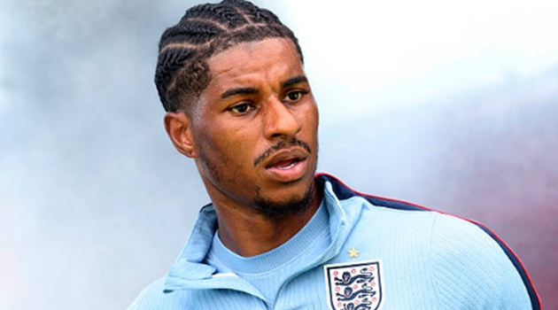Thương vụ Rashford đổi Bernal sụp đổ, MU ôm trái đắng