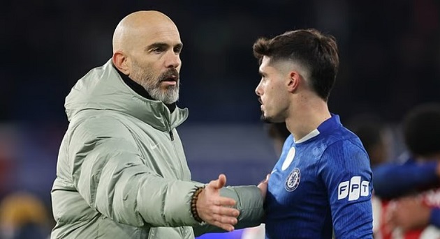 Man City nhắm Pedro Neto thay thế Savinho