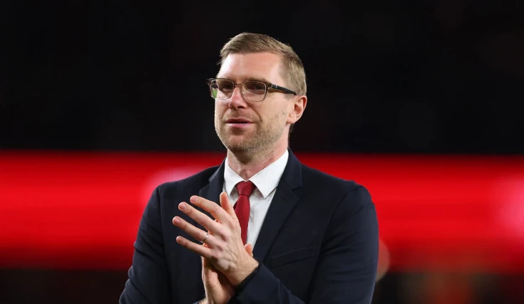 Per Mertesacker làm Giám đốc thể thao DFB