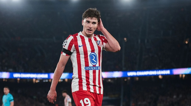Barcelona từ chối chi quá 100 triệu euro cho Julian Alvarez