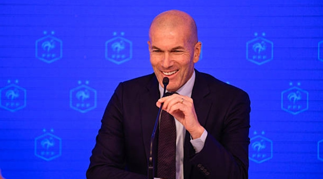 Lối chơi kiểm soát và số 10 cổ điển của tuyển Pháp thời Zidane