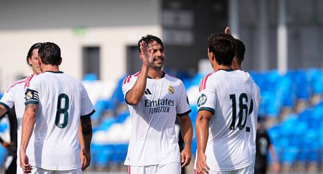 Real Madrid phô diễn chiều sâu lực lượng đáng sợ dưới thời Mourinho