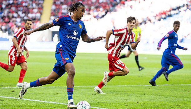 Leny Yoro tự tin Man Utd sẽ vô địch Ngoại hạng Anh