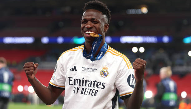 Gạch tên Vinicius, Nolan tiến cử 2 tân binh phù hợp hơn cho Arsenal
