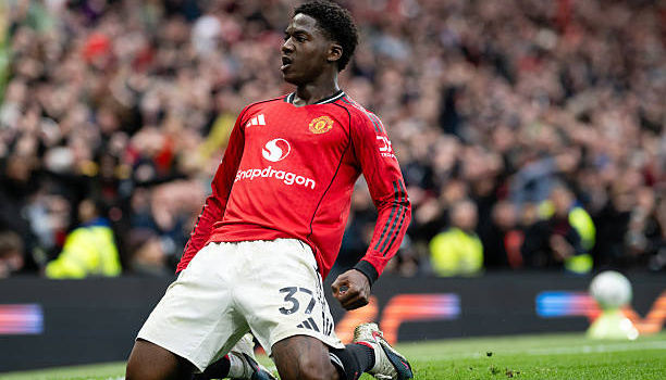 Mainoo có thể là số 6 hoàn hảo cho Man Utd
