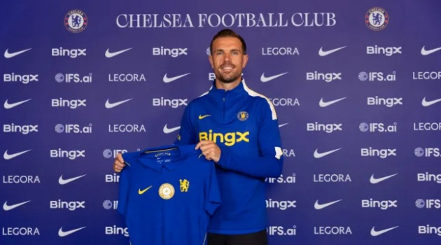 Jamie Carragher khó hiểu khi Chelsea chiêu mộ Jordan Henderson