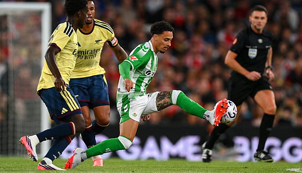 Arsenal cần thức tỉnh sau bài học thực tế từ Betis