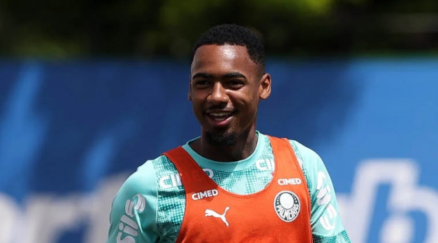 Romano xác nhận Man City mua Allan giá siêu hời
