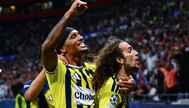 VAR từ chối 2 bàn thắng, Lyon ôm hận trước Fenerbahce