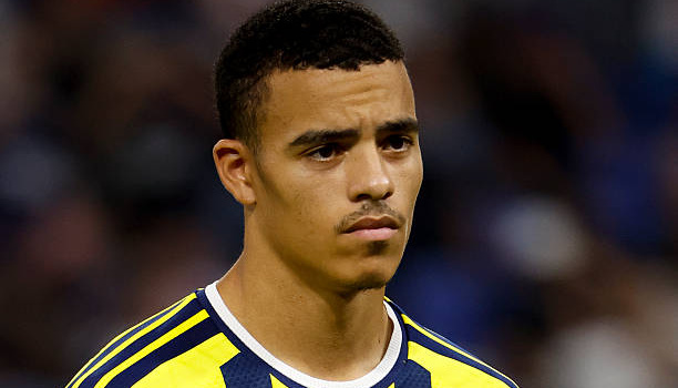 UEFA điều tra Greenwood và Guendouzi sau màn hỗn chiến với Lyon