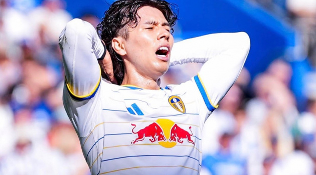 Leeds trả giá đắt vì hàng công vô duyên trước Brighton