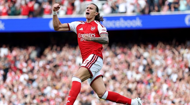 Riccardo Calafiori là quái kiệt giúp Arsenal thống trị Ngoại hạng Anh