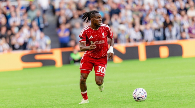 Bộ đôi 80 triệu bảng bị cựu sao Liverpool chê