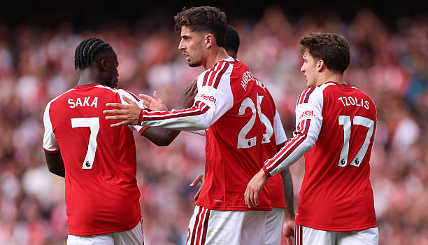 10 ngày giông bão định hình tham vọng mùa giải của Arsenal