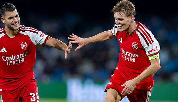 Nghệ thuật kiểm soát giúp Arsenal đánh sập hiểm địa của Napoli