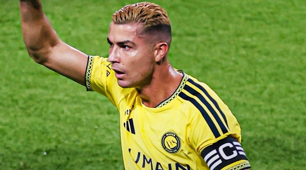 Ronaldo đánh đầu đưa Al-Nassr vượt ải Abha
