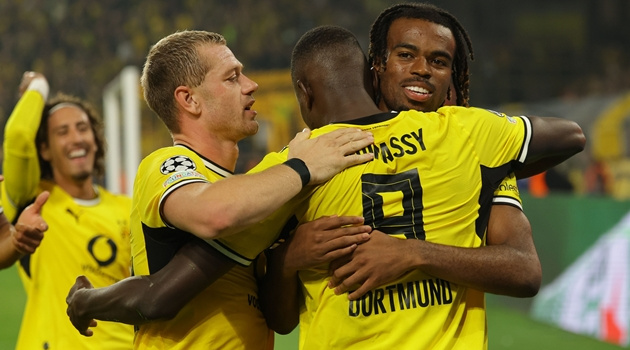 Soi trận Dortmund vs Paderborn: Bão táp chờ tân binh