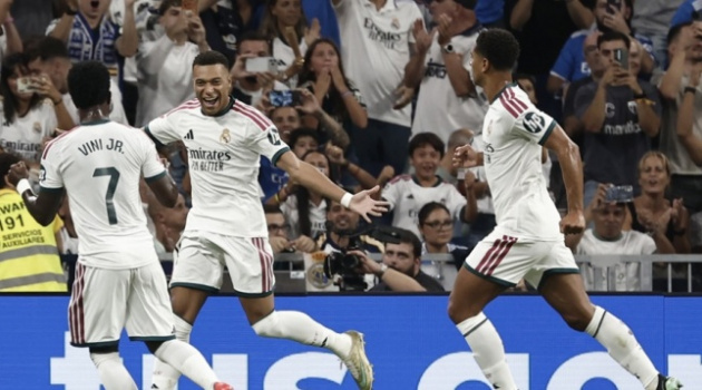 Mbappe lập cú đúp, Real Madrid phả hơi nóng lên Barcelona ở La Liga