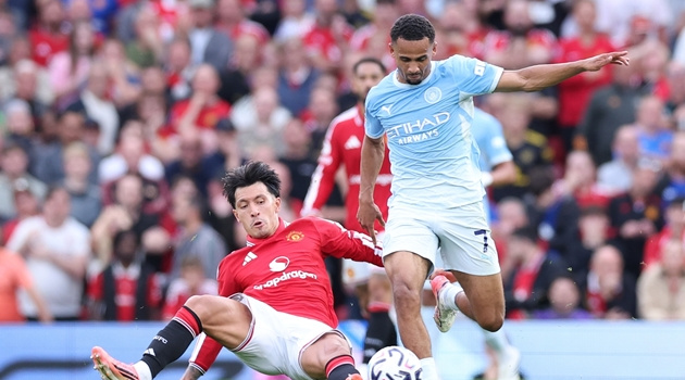 Sự xuất hiện của Ndiaye mở ra cánh cửa chiến thắng cho Man City