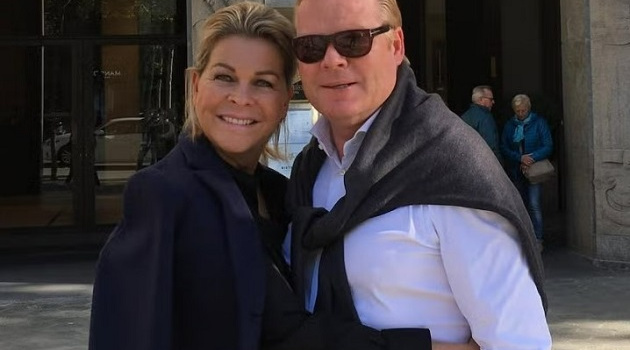 Vợ HLV Ronald Koeman qua đời ở tuổi 65