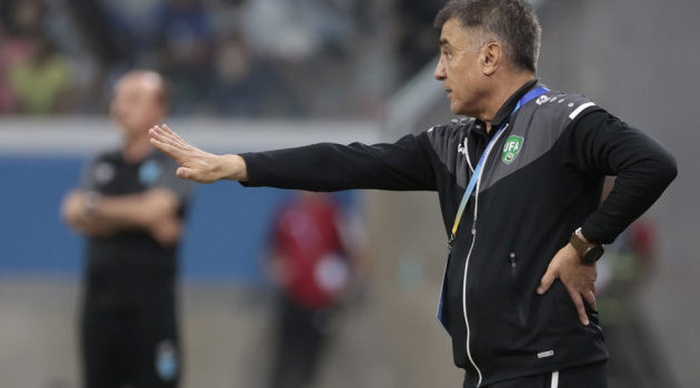 Thắng trận, HLV Ravshan Khaydarov dành lời khen cho U23 Việt Nam