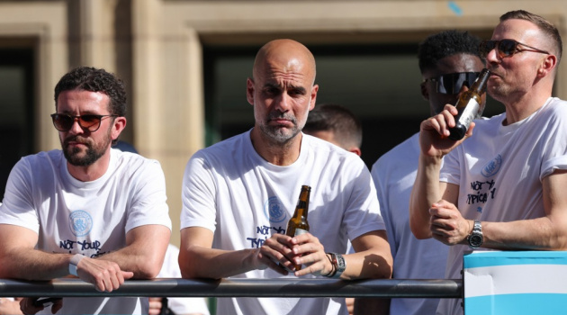 Những đội nào được trả lại cúp nếu Man City bị tước danh hiệu?