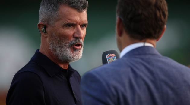 Roy Keane khuyên cầu thủ Man City vứt huy chương vào sọt rác