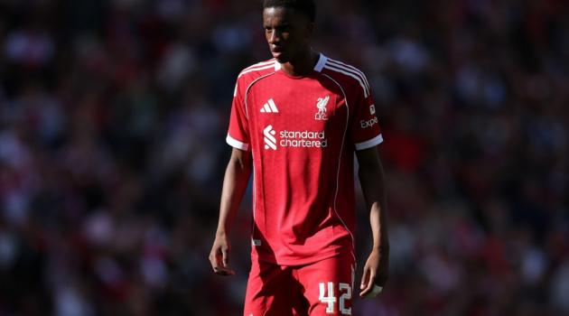 Michael Owen đánh giá cao việc Andoni Iraola tin dùng Trey Nyoni