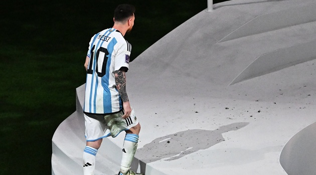 Trận đấu cuối cùng khép lại kỷ nguyên vĩ đại của Messi