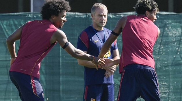Barcelona bước vào tháng của sự thật