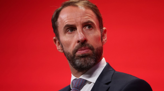 Gareth Southgate tố FIFA thiên vị Ronaldo