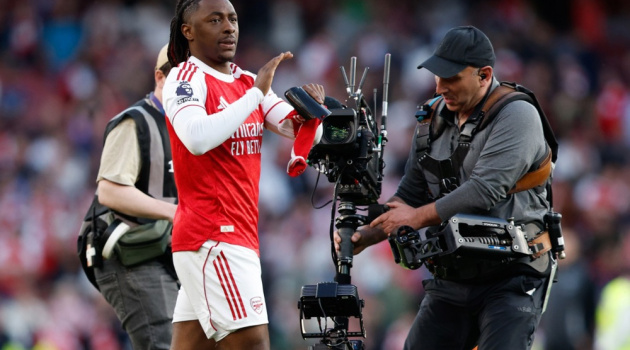Tỏa sáng ở C1, Eze quyết tâm bám trụ lại Arsenal