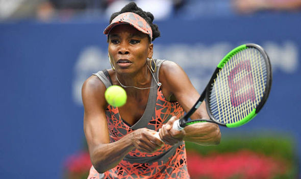 Venus Williams bất ngờ gục ngã ở bán kết