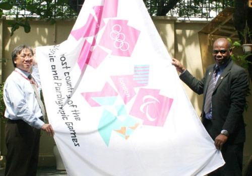 Lễ thượng cờ Olympic và Paralympic 2012