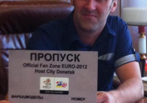 Góc Anh Ngọc: Chỉ còn tình yêu bóng đá