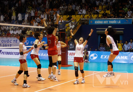 Tuyển Nhật Bản bảo vệ thành công ngôi vô địch