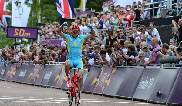 Đoạt HCV đua xe đạp đường trường, Vinokourov gây sốc tại Olympic 2012